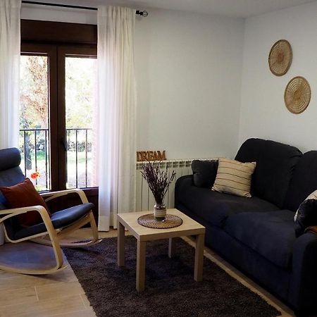 La Casa De Los Abuelos Valentin Pinilla del Valle Экстерьер фото